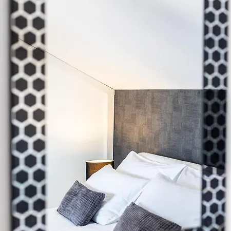 Apartment Dreams Of Bol