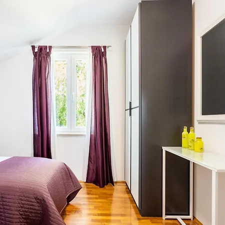 Dreams Of Apartment