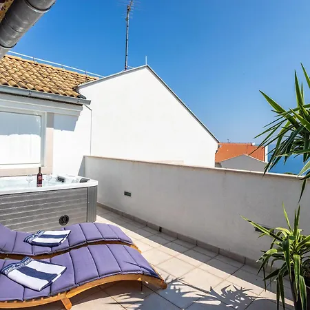 Dreams Of Apartamento Bol