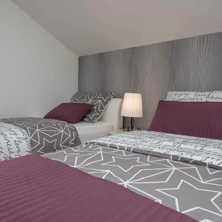 Dreams Of Apartment *